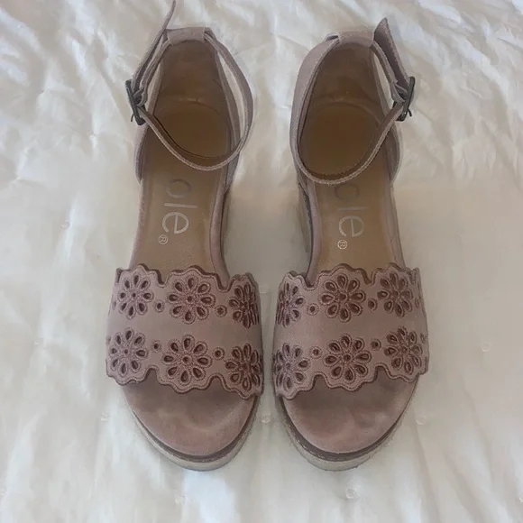 Mauve Espadrille Wedge - Picture 2 of 6